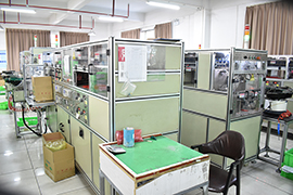 科雅電容全自動測試車間